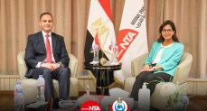 نائب وزير الصحة يبحث تنفيذ برامج تدريبية متكاملة تستهدف الكوادر الصحية