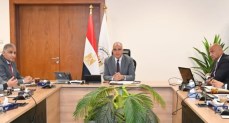 وزير الموارد المائية والرى