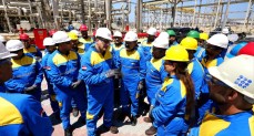 وزير البترول يواصل جولاته التفقدية بمصانع البتروكيماويات بالإسكندرية