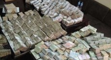 ضبط قضايا إتجار بالنقد الأجنبي 