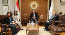 عاشور يناقش سبل تعزيز التعاون مع برنامج الأمم المتحدة 