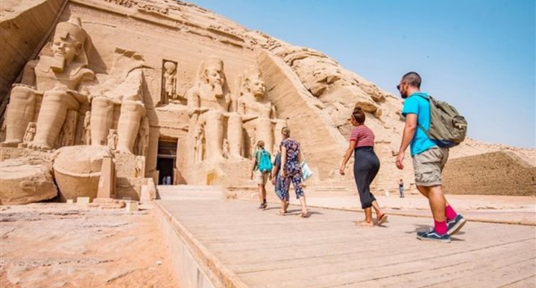 مصر تتصدر دول شمال أفريقيا في عائدات السياحة لعام 2025     