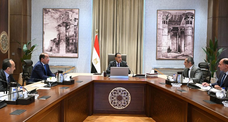 رئيس الوزراء يتابع مشروعات واستثمارات شركة العاصمة الإدارية للتنمية العمرانية