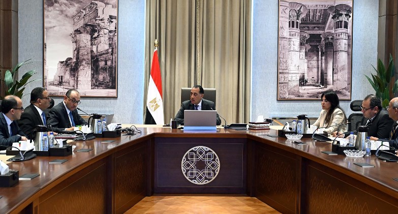 الحكومة: انتهاء المرحلة الثانية بمشروع تطوير صناعة الغزل والنسيج .. أكتوبر القادم     