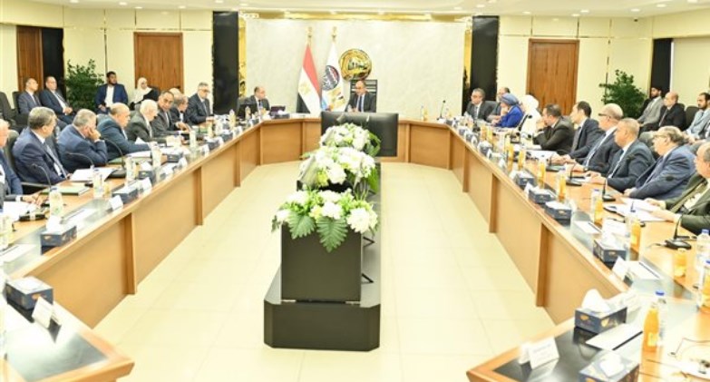 القابضة للتشييد تستهدف تحقيق 33.4 مليار جنيه إيرادات خلال 2025-2026  