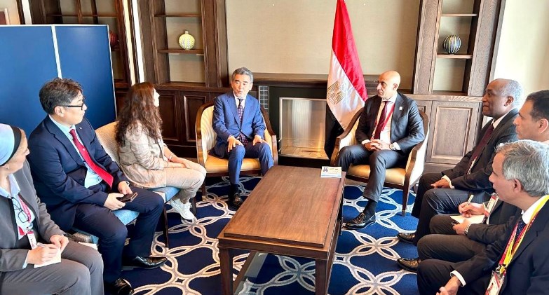وزير التربية والتعليم يلتقي رئيس جامعة هيروشيما لبحث آفاق التعاون لدعم جهود تطوير قطاع التعليم الفني والتكنولوجي في مصر 