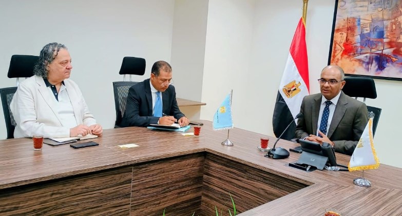 نائب وزير الإسكان يترأس اجتماع لجنة إعداد لائحة قانون المرافق