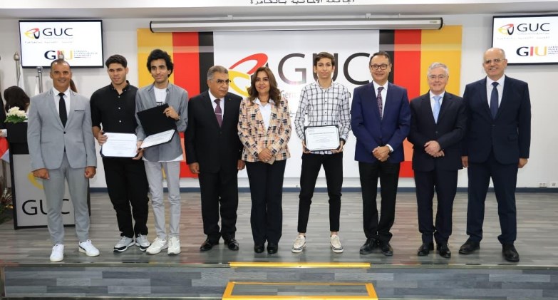 وزيرة التنمية المحلية تشهد احتفالية الجامعة الألمانية لتكريم أوائل الثانوية العامة بالمحافظات ومنحهم ٦٩ منحة دراسية كاملة للدراسة في كلياتها