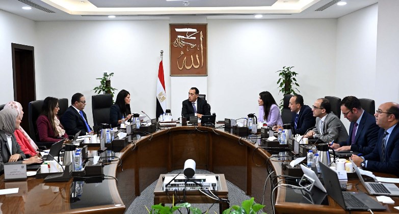 رئيس الوزراء يتابع استعدادات إطلاق "السردية الوطنية للتنمية الاقتصادية: السياسات الداعمة للنمو والتشغيل"
