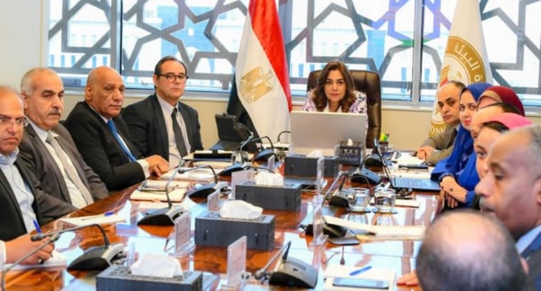  الدكتورة منال عوض