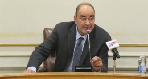 محمد إسماعيل عبده رئيس شعبة المستلزمات الطبية بالغرفة التجارية بالقاهرة