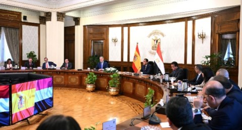 ملك إسبانيا يؤكد دور مصر المهم في المنطقة