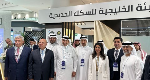    وزير الصناعة يشارك في افتتاح المعرض والمؤتمر العالمي للسكك الحديدية