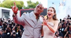  دوين جونسون.. وتحول صادم في وزنه خلال مهرجان فينيسيا السينمائي 