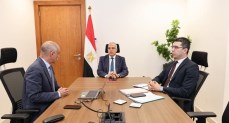وزير الموارد المائية والري 