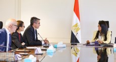 وزيرة التخطيط تلتقي مدير الممارسات للسياسات الاقتصادية بالبنك الدولي