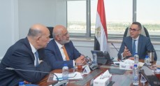 وزير الاستثمار يبحث سبل تعزيز الشراكة بين مصر ومجموعة البنك الدولي  