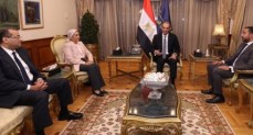 وزير الاتصالات يستقبل القيادة الجديدة للشركة المصرية للاتصالات