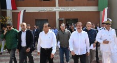 رئيس الوزراء يتفقد مجمع خدمات المواطنين المركز التكنولوجي بقرية شمّا 