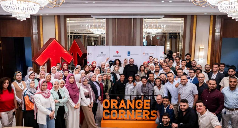 مدينة مصر تحتفل مع دفعة 2024 بالتخرج من مبادرة Orange Corners في مصر