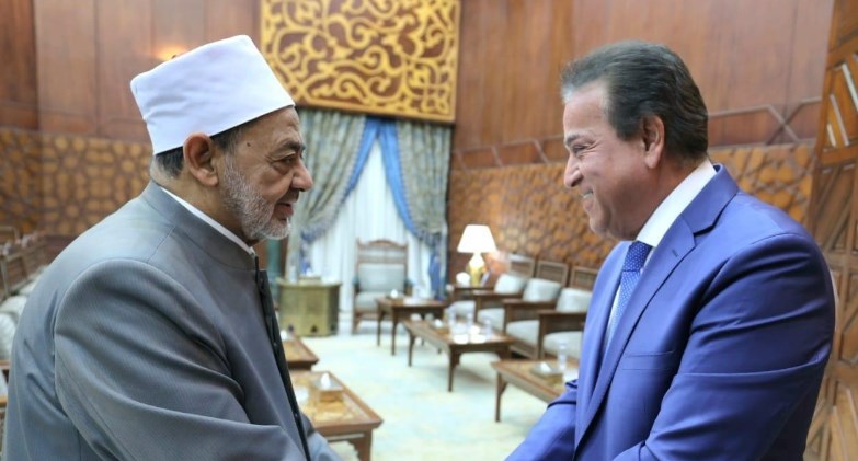  شيخ الأزهر ونائب رئيس الوزراء وزير الصحة يشهدان توقيع بروتوكول تعاون بين الأزهر الشريف ووزارة الصحة