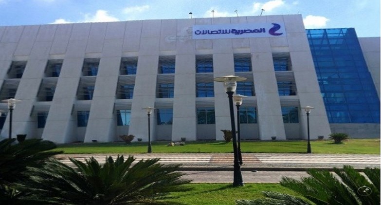 المصرية للاتصالات توافق مبدئيا على عرض هيليوس للاستثمار للإستحواذ