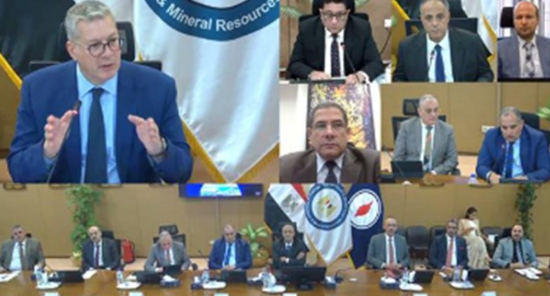تداول 74 مليون برميل زيت خام بميناء الحمراء البترولي خلال 2024-2025  
