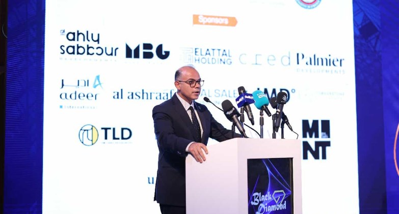 فريد: إصدار سندات توريق بنحو 211 مليار جنيه منذ 2022