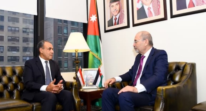 وزير الخارجية يلتقي نظيره الأردني في نيويورك