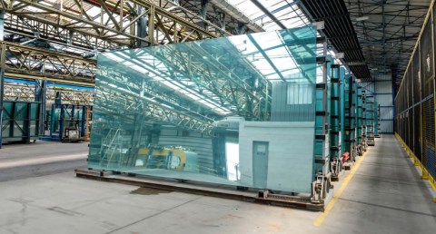 "العربي" تستعد بمذكرة تفاهم  لتصدير الزجاج الهندسي إلى كوت ديفوار