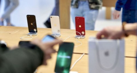 انتهاء فترة الإعفاء الاستثنائى لأجهزة الهاتف المحمول الواردة من الخارج