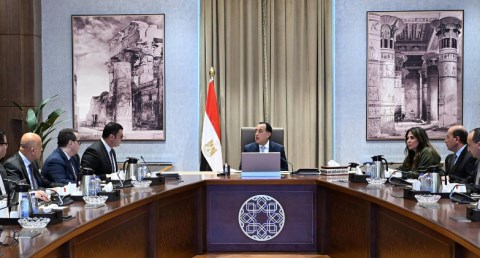 رئيس الوزراء يتابع موقف تنفيذ الأعمال المتبقية بحديقة الفسطاط تمهيدًا للافتتاح والتشغيل