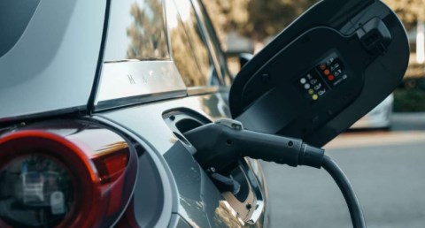 السيارات الكهربائية تدخل دائرة رسوم الازدحام لأول مرة في لندن