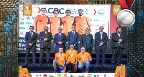 عاشور يهنئ الفرق الفائزة في البطولة الإفريقية والعربية للبرمجة