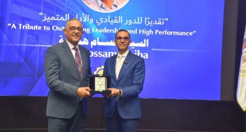وزير الاستثمار يوجه الشكر للمهندس حسام هيبة بعد انتهاء فترة عمله