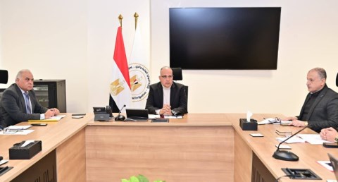  الدكتور سويلم يتابع الموقف التنفيذي لمشروع "تحسين نوعية المياه بمصرف كيتشنر"