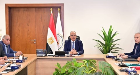 سويلم يتابع استعدادات الوزارة من الاحتياجات المائية للموسم الصيفي ٢٠٢٦