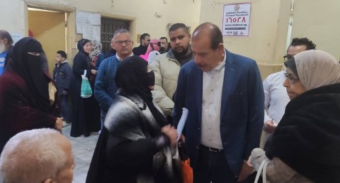 نائب وزير الصحة يتفقد مستشفيات (حلوان العام والمنيرة العام والحوض المرصود) بالقاهرة