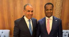 وزير الخارجية يلتقي نظيره الصومالي دعماً لوحدة وسيادة الصومال