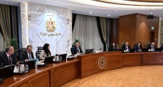 رئيس الوزراء يتابع حصر التكلفة الاقتصادية لأعداد اللاجئين والمهاجرين