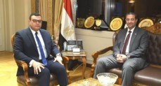 وزير الإسكان يستقبل محافظ دمياط لبحث ملفات العمل المشترك