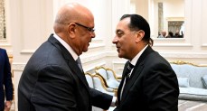 رئيس الوزراء يهنئ المستشار هشام بدوي رئيس مجلس النواب بتولي مهام منصبه
