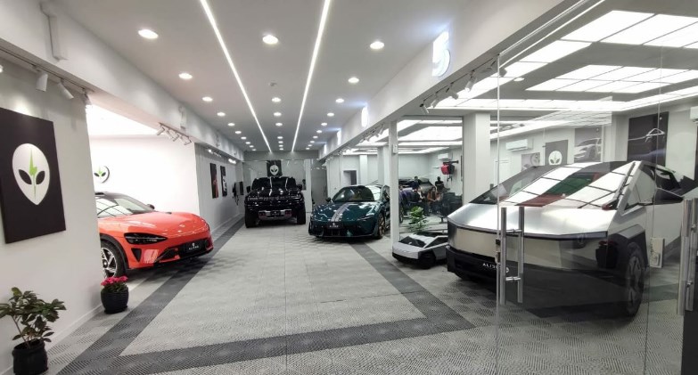 إطلاق ALIEN-Z OUTLET أول معرض متكامل للسيارات الكهربائية في مصر