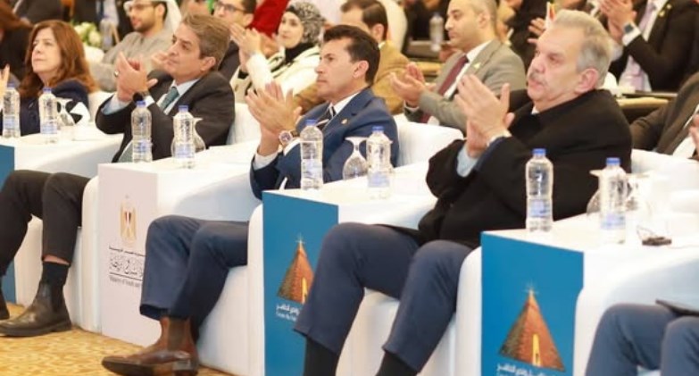 الدكتور أشرف صبحي