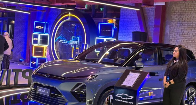 مجموعة منصور للسيارات وجنرال موتورز تطلقان كابتيفا الكهربائية وسبارك الكهربائية بتصميم عصري 