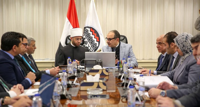 وزير قطاع الأعمال يبحث مع وزير الأوقاف تعظيم الاستفادة من الأصول وتحقيق عوائد تنموية مستدامة