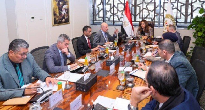 منال عوض تبحث مع صندوق تحيا مصر تعزيز الاستثمار في المحميات الطبيعية