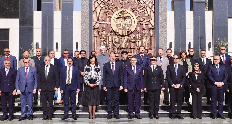  قيادات الداخلية تكرم المتعافين من تعاطي المواد المخدرة بمراكز العزيمة