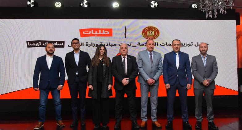 وزارة العمل وطلبات مصر تدشنان مراسم توزيع معدات الحماية لسائقي التوصيل