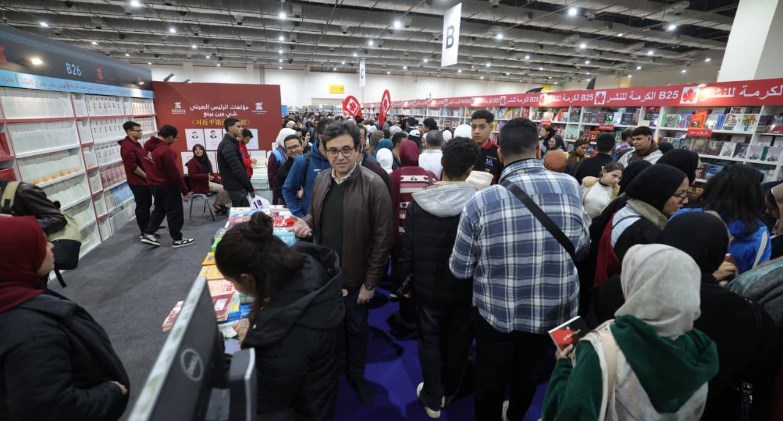 وزير الثقافة يعلن تخطي معرض القاهرة الدولي للكتاب في دورته الـ57 حاجز الثلاثة ملايين زائر خلال أسبوعه الأول